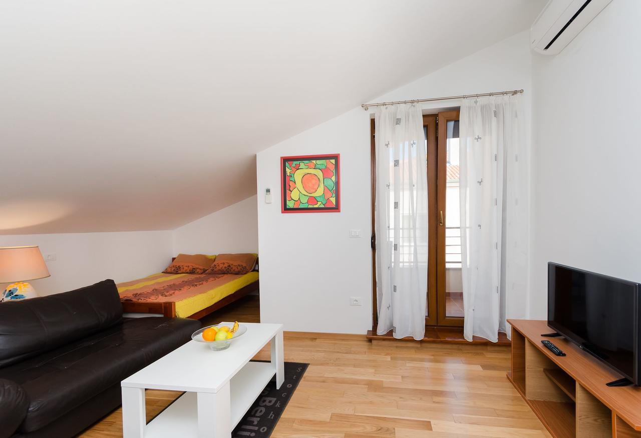 Apartment Goran โรวีน ภายนอก รูปภาพ