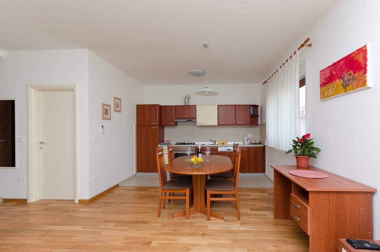 Apartment Goran โรวีน ภายนอก รูปภาพ