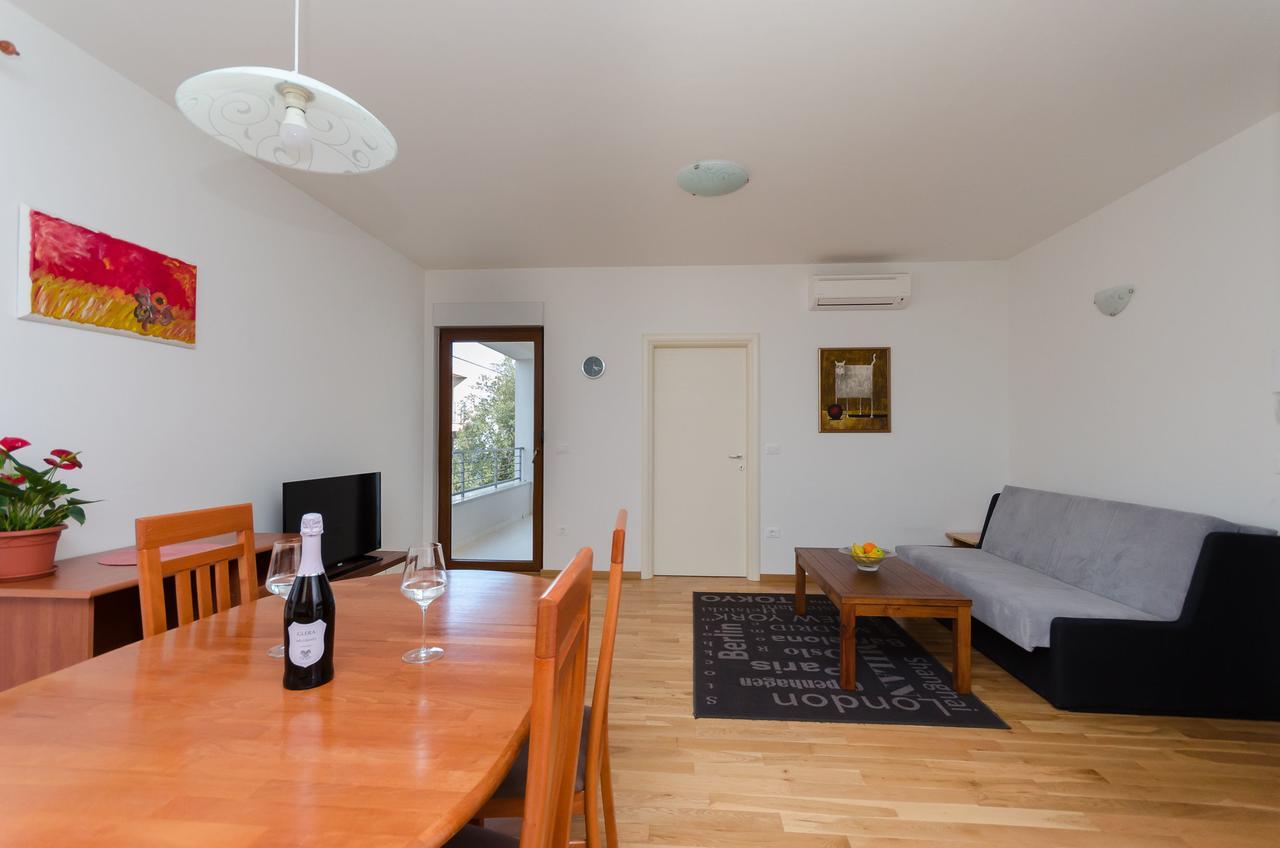 Apartment Goran โรวีน ภายนอก รูปภาพ